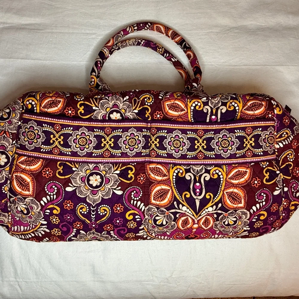 Vera Bradley Weekender - Safari Sunset - Picture 1 of 8